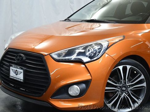 Used 2016 Hyundai Veloster Turbo image 2