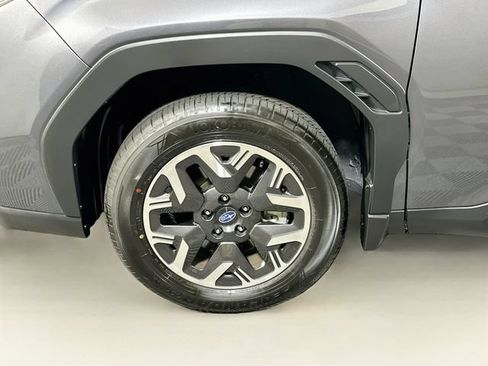 Certified 2026 Subaru Forester Premium w/ Base/Premium Package AWD/4WD image 32