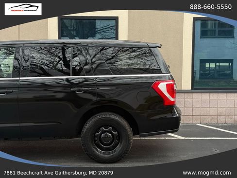 Used 2018 Ford Expedition XL w/ Fleet Convenience Package AWD/4WD image 10