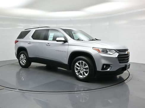 Used 2021 Chevrolet Traverse LT image 26