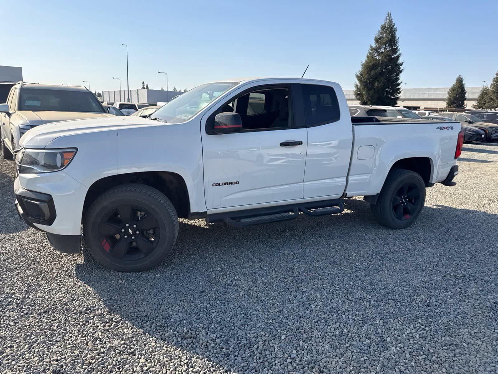 Used 2021 Chevrolet Colorado LT w/ Redline Special Edition AWD/4WD image 6