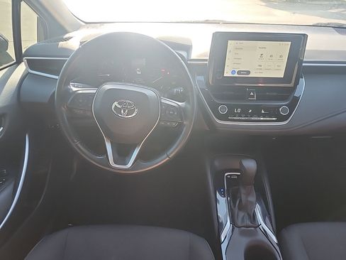 Used 2023 Toyota Corolla SE image 6