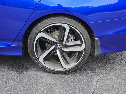 Certified 2022 Honda Accord Sport image 32