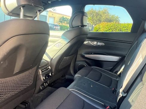 Used 2024 Genesis GV70 2.5T Sport Prestige w/ Sport Prestige Package image 6