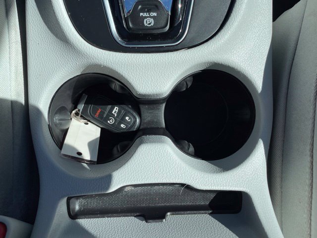 Used 2019 Jeep Cherokee Limited w/ Luxury Group AWD/4WD image 38