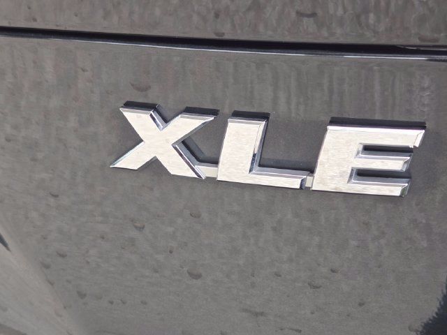 Used 2023 Toyota Venza XLE AWD/4WD image 29