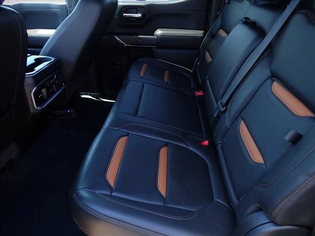 Used 2019 GMC Sierra 1500 AT4 w/ AT4 Preferred Package AWD/4WD image 9