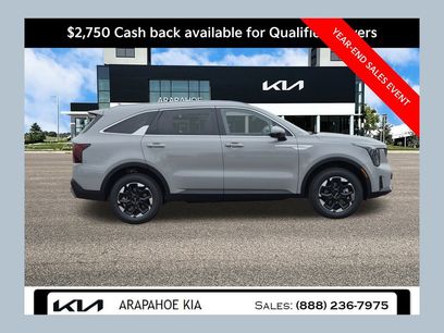New 2025 Kia Sorento S