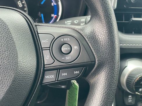 Used 2024 Toyota RAV4 LE image 15