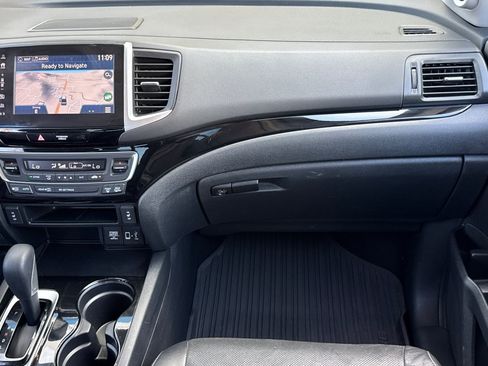 Used 2017 Honda Ridgeline RTL-E image 30