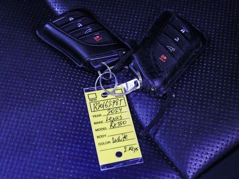 Used 2024 Lexus RX 350 Premium w/ Accessory Package (Z1) FWD image 22