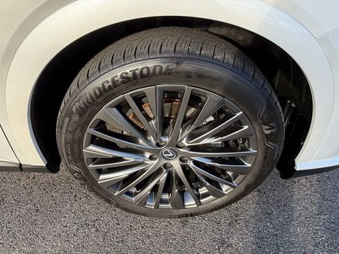 Used 2024 Lexus RX 350 AWD w/ Convenience Package image 15