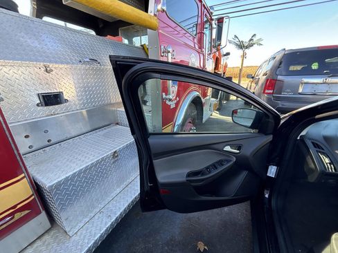 Used 2013 Ford Focus SE image 17