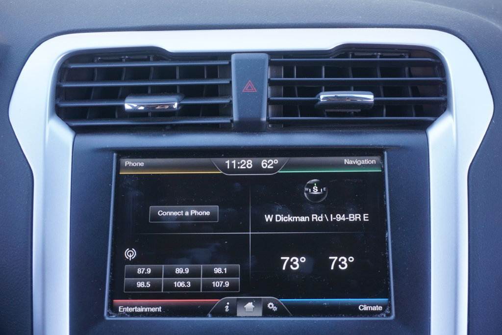Used 2014 Ford Fusion SE FWD image 12