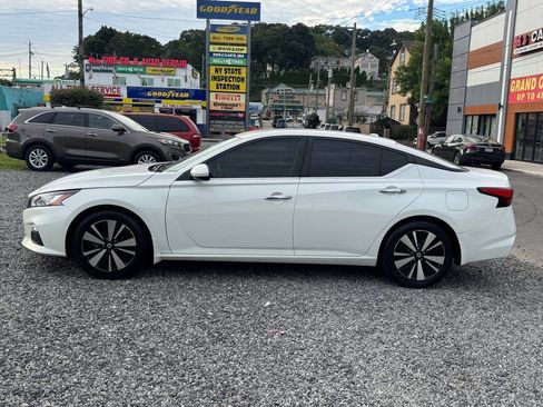 Used 2021 Nissan Altima 2.5 SV FWD image 8