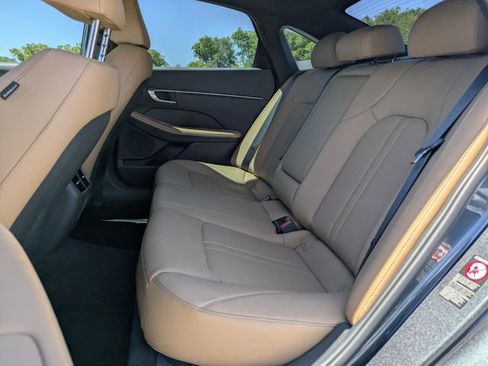 Used 2023 Hyundai Sonata Limited image 14