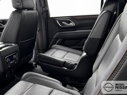 Used 2021 Chevrolet Suburban High Country RWD image 10