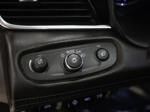 Used 2018 Buick LaCrosse Premium w/ Sun and Shade Package image 9