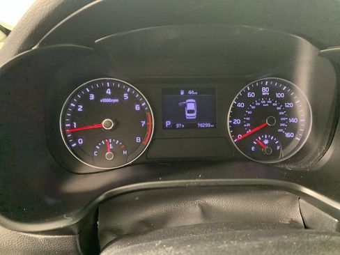 Used 2020 Kia Forte LXS FWD image 22