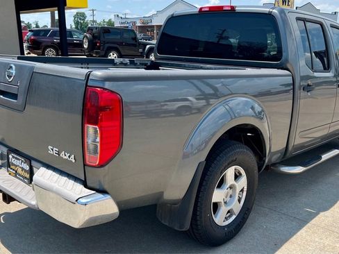 Used 2007 Nissan Frontier SE w/ Power Pkg AWD/4WD image 7