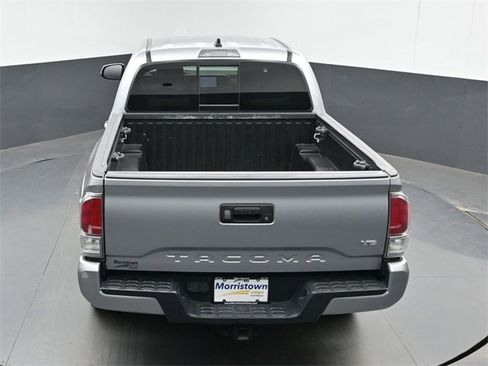Used 2021 Toyota Tacoma TRD Sport image 38
