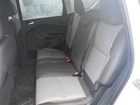 Used 2017 Ford Escape SE w/ Equipment Group 201A image 10