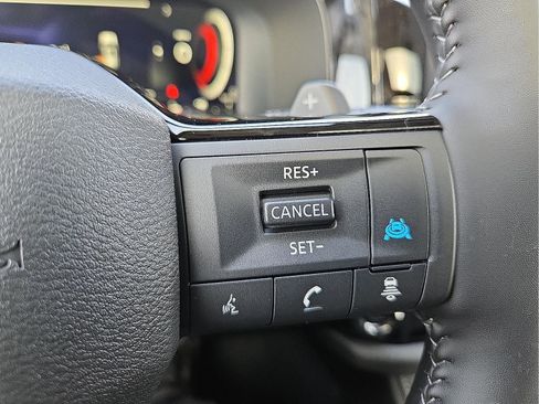 New 2026 Nissan Pathfinder SL image 19