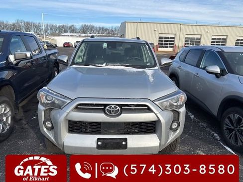 Used 2024 Toyota 4Runner SR5 Premium image 4