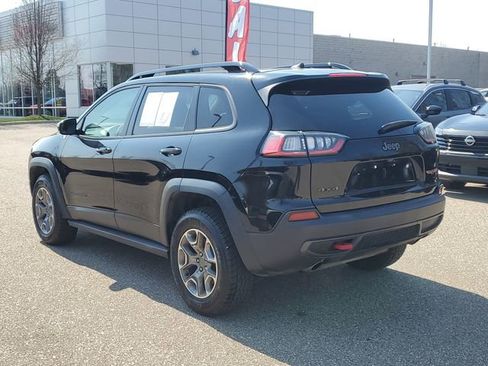 Used 2022 Jeep Cherokee Trailhawk AWD/4WD image 3