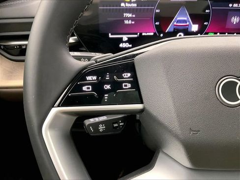 Certified 2025 Audi Q5 Prestige AWD/4WD image 13