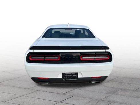 Used 2022 Dodge Challenger GT w/ Plus Package image 5