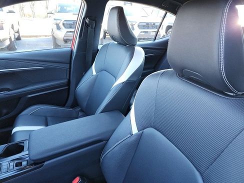 Certified 2025 Toyota Camry SE image 8