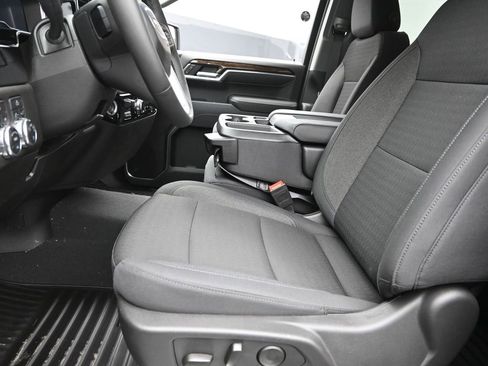 New 2025 GMC Sierra 1500 SLE w/ Preferred Package image 12