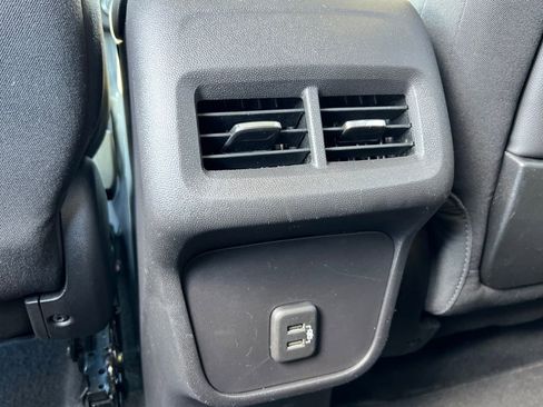 Used 2024 GMC Terrain SLE image 12