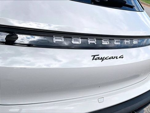 Certified 2023 Porsche Taycan 4 Cross Turismo AWD/4WD image 22