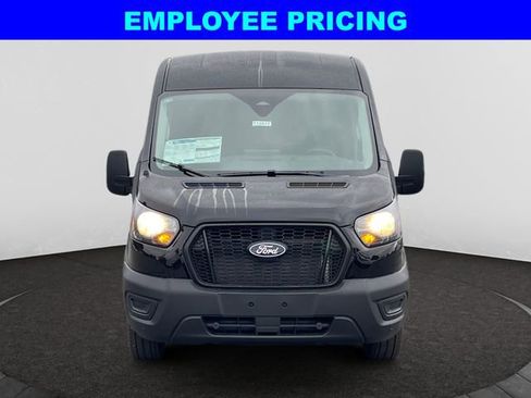 New 2026 Ford Transit 250 148 Medium Roof w/ Load Area Protection Package RWD image 8