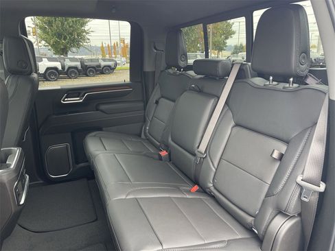 New 2026 GMC Sierra 3500 Denali w/ Denali Reserve Package image 26