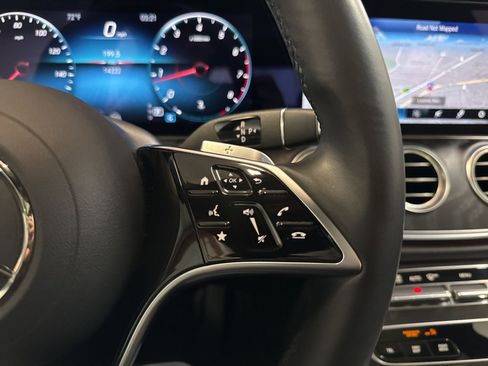 Used 2022 Mercedes-Benz E 350 Sedan image 38