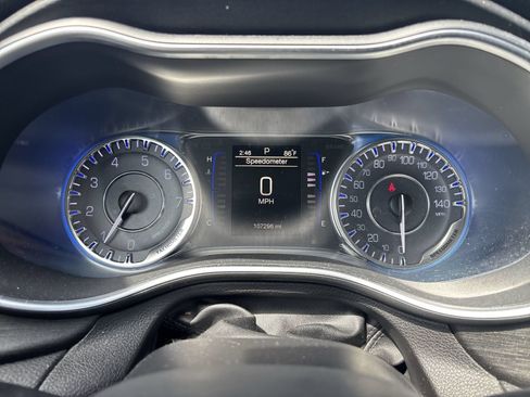 Used 2017 Chrysler 200 LX FWD image 16