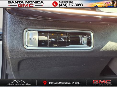 Certified 2025 Buick Envision Sport Touring AWD/4WD image 14