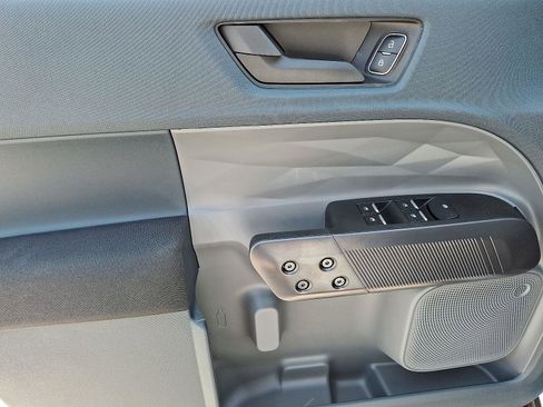 New 2025 Ford Maverick XL w/ Equipment Group 102A image 8