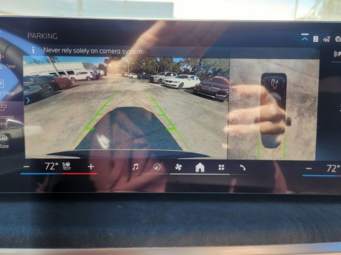 Used 2026 BMW X5 sDrive40i w/ M Sport Package image 25