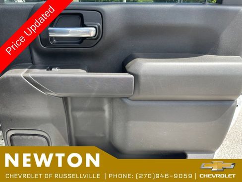 Used 2021 GMC Sierra 3500 4x4 Crew Cab w/ Convenience Package image 27