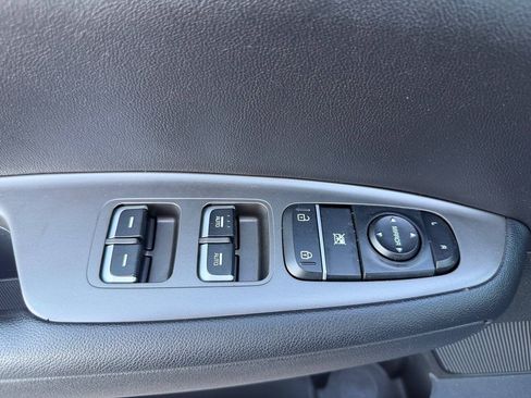Used 2020 Kia Optima S FWD image 34