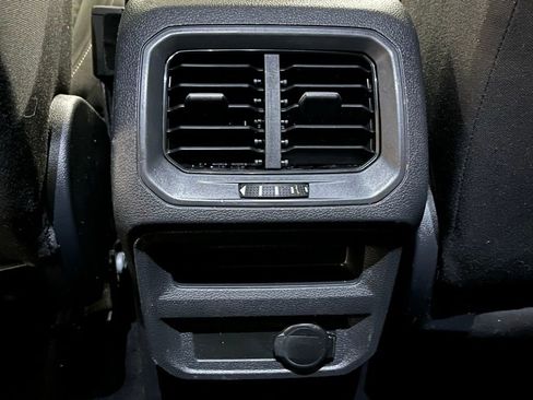 Certified 2022 Volkswagen Tiguan S image 21