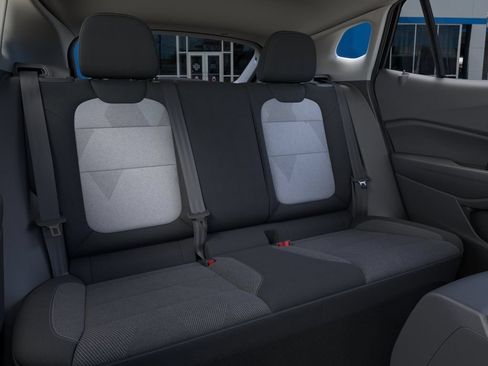 New 2026 Chevrolet Trax LS w/ LS Convenience Package FWD image 17