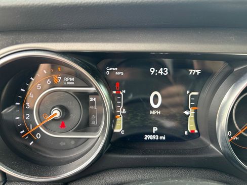 Used 2021 Jeep Gladiator Sport AWD/4WD image 19