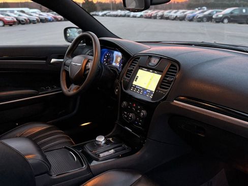 Used 2023 Chrysler 300 S image 25