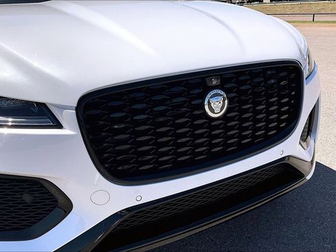 Used 2026 Jaguar F-PACE R-Dynamic S AWD/4WD image 30