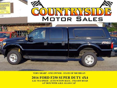 Used 2016 Ford F250 XL w/ Power Equipment Group AWD/4WD image 1